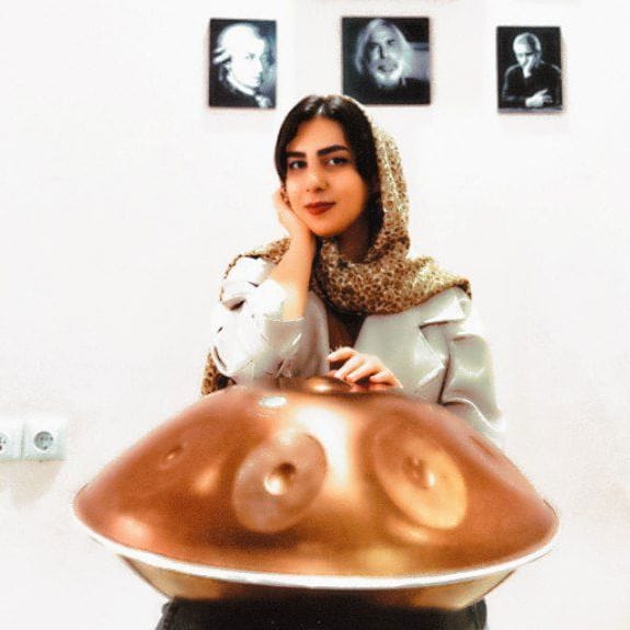 مبینا فتحی 