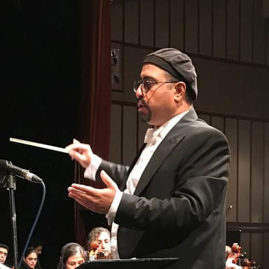 وحید  وفائی 