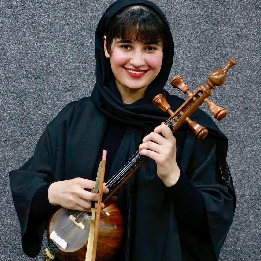ارزو مهاجر 