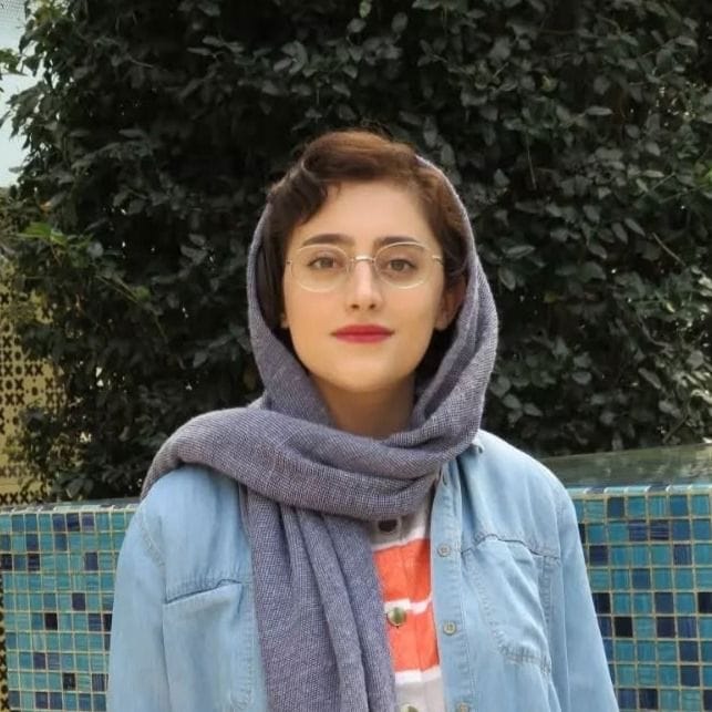 الهه درستی 
