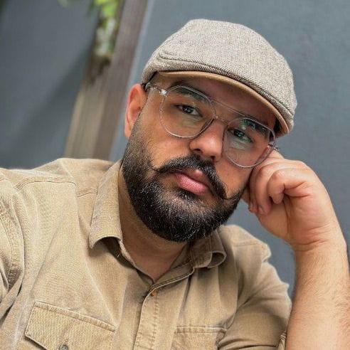 حسین یزدان مهر