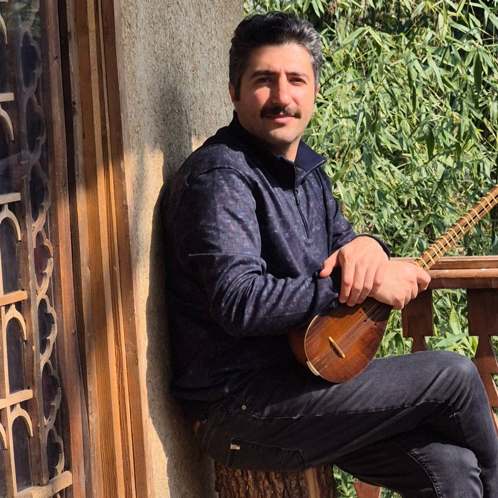 علیرضا پرتوی کیا 