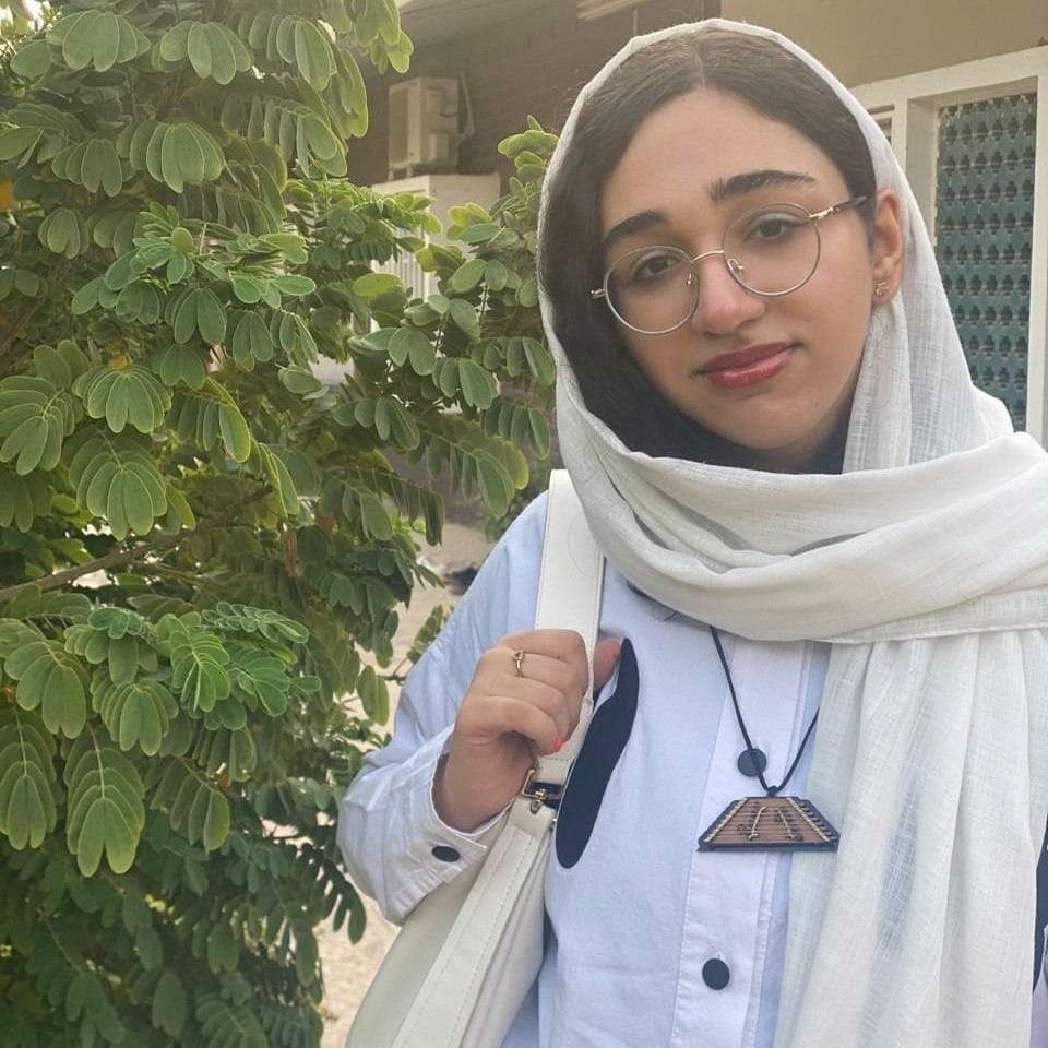 تابان رزاقیان