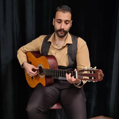 یاشار ثابتی 
