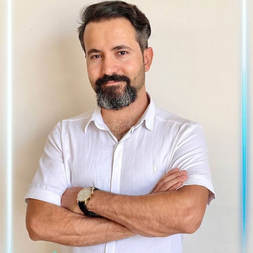 هادی رجبی