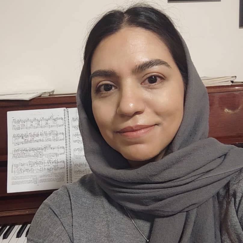 مهتاب دادزن